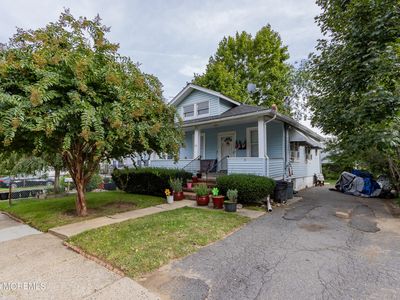 45 E Westside Avenue
