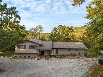 3965 Oakland Rd