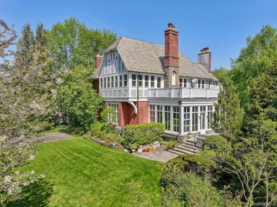 15 Hemlock Road