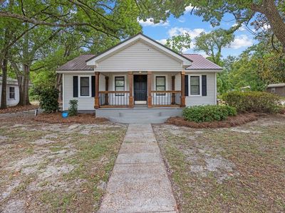 Property at 71 W Thigpen Ave, Lakeland, GA