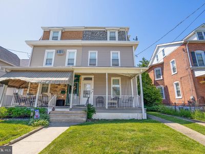 39 Blake Ave