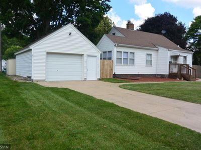 Property at 1625 Hennepin Ave N, Glencoe, MN