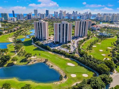 20301 W Country Club Dr APT 2629