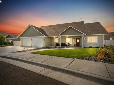 416 SW Desert Sky Dr