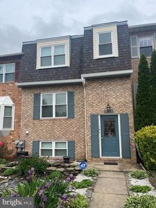 2432 Vineyard Ln