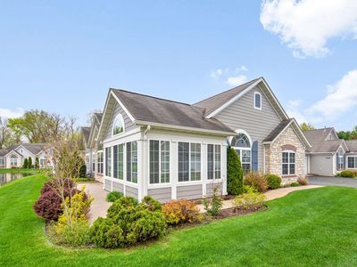 2853 Villa Ln