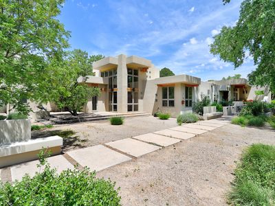2535 Elfego Pl NW