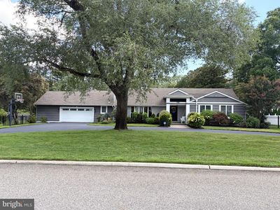 1130 Woodlynne Blvd