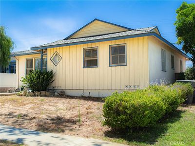 19317 Entradero Ave