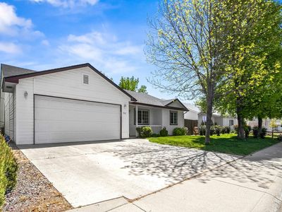 4532 S Chariot Way