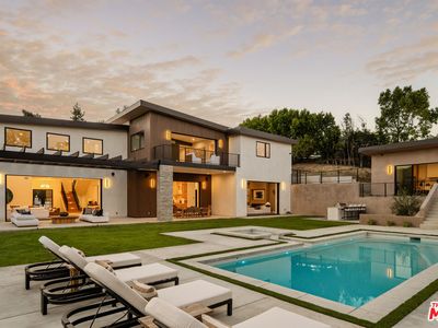 38 Dapplegray Rd