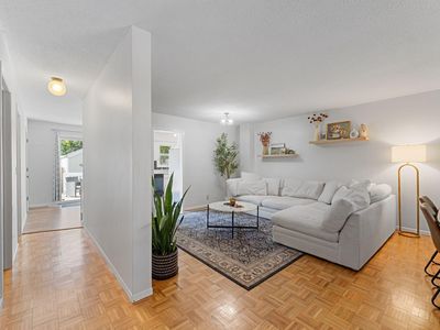 2644 Zarthan Ave S #20