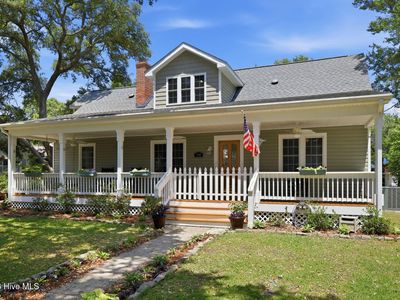 114 Noyes Avenue