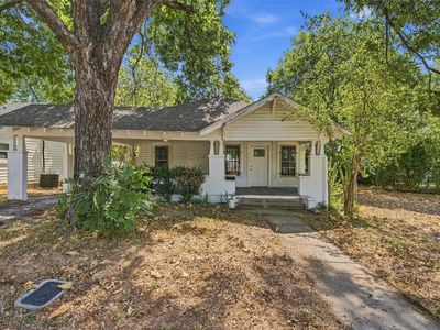 2114 Lyle Ave