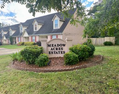 7520 Eric Dr