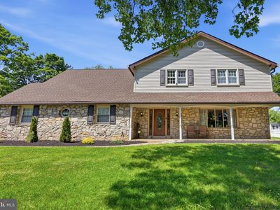 77 Cameron Dr