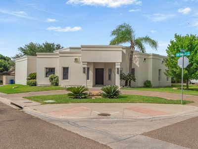 2902 Victor Hugo Ct