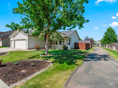 214 E Screech Owl Dr