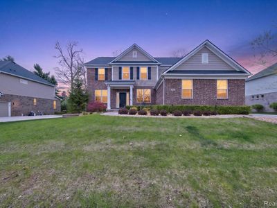 2942 Montgomery Cir