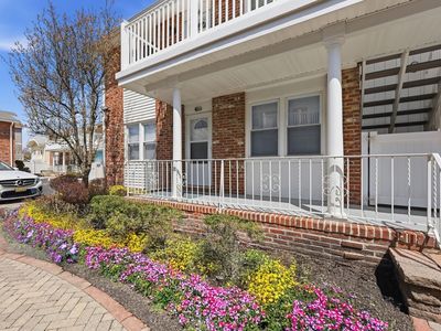 9711 Ventnor Ave APT 2C