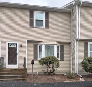 28 4th Ave