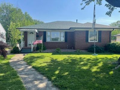 301 Redbud Rd