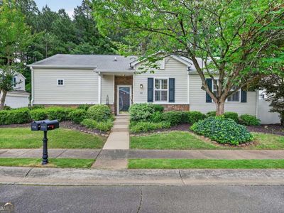 111 W Oaks Ct