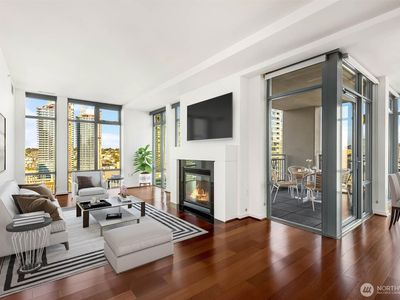 819 Virginia Street #3303