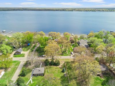 18417 Lakeview Point Dr NE