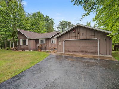 W8860 Haguewood Ln