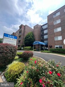 1610 The Fairway #401-W