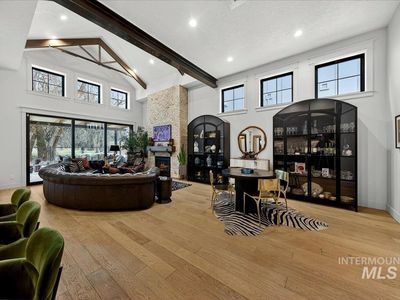 152 S Carbon Rivet Ave