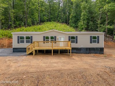 180 Balfour Dr
