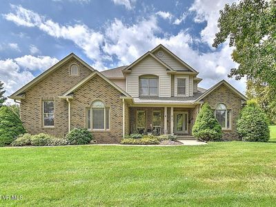 107 Strawberry Field Dr