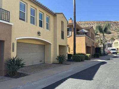 9216 Calmante Ln
