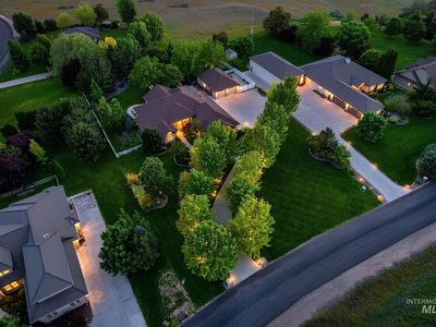 5065 N Golden View Ct