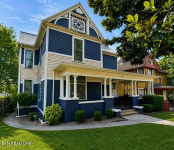 812 N 4th Ave