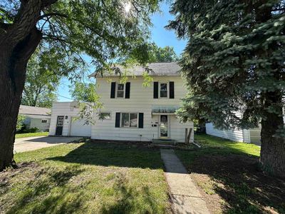 214 Weis Ave