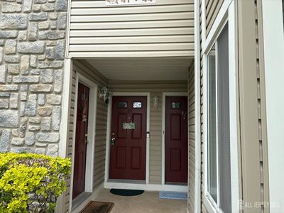 43 Farnham Sq