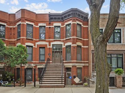 1446 W Lexington St
