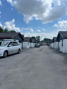 3805 Wipprecht St APT 1