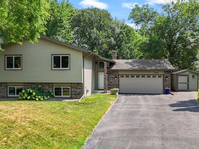8944 Darnel Rd