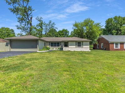 1712 Oakwood Dr