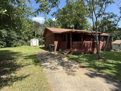 104 Crestview Dr