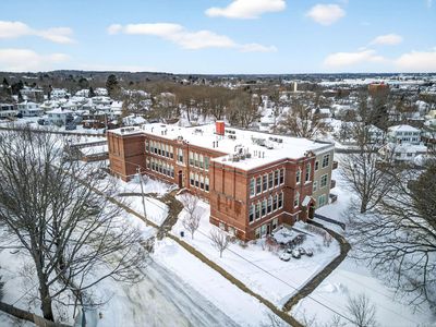 341 Pine Street #206