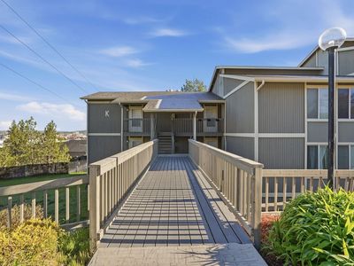 6121 E 6th Ave APT K122