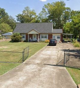 322 Plantation Dr