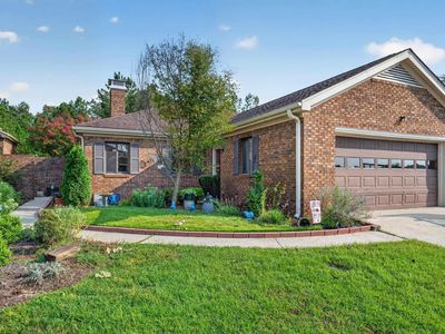 320 Patio Pl
