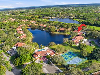 6100 SE Martinique Drive #201