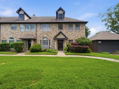 2255 Broadlawn Dr